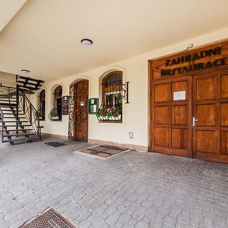 Nova Hospoda - Hotel & Restaurant Prag Exterior foto
